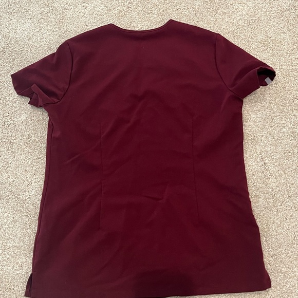 Figs Scrub Top - Picture 2 of 2